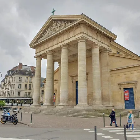 Apartment Exigehome-grand En Centre - 300 M Du Rer A Saint-Germain-en-Laye